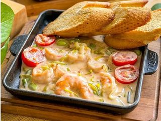 Krewetki w sosie śmietanowym (290/50g)