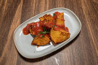 Patatas bravas