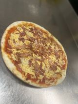 Pizza sa ćuretinom