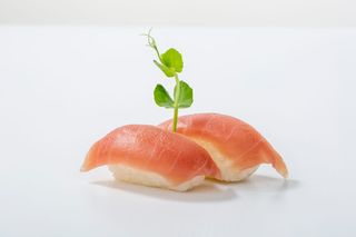 47 Nigiri tonno  2 pezzi