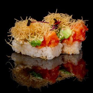 Os1. Salmon oshizushi 4 pezzi