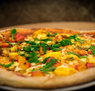 Menú pizza de frutos del mar (33 cm.)