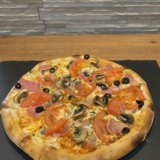 Pizza CUATRO ESTACIONES 30cm.