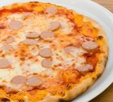 Pizza wurstel