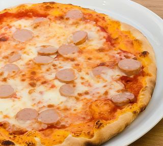 Pizza wurstel