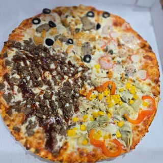 Pizza Cuatro Estaciones