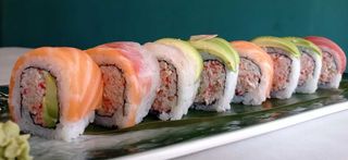 California Rainbowl Roll (8 Uds.)