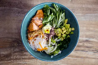Bowl łosoś
