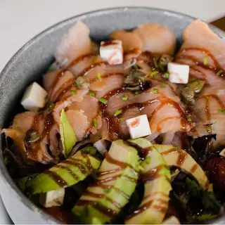 Ensalada De Salmón