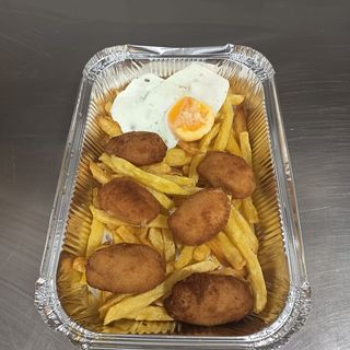 6 croquetas caseras variadas con patatas y huevos