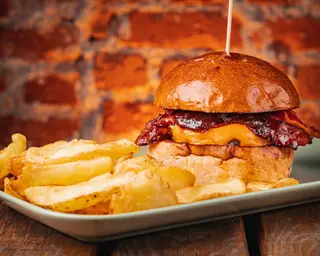 Componi il tuo panino con base carne di manzo