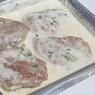 Solomillo De Cerdo Con Salsa Pimienta
