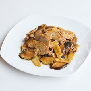 49 Anatra con funghi e bambù