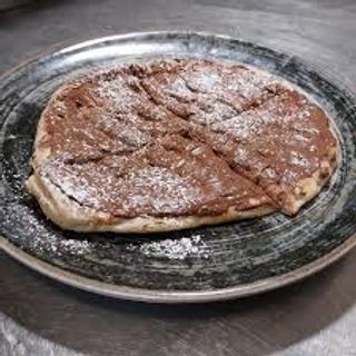 Pita greca con Nutella e zucchero a velo