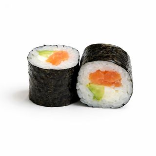 Maki Salmón Con Aguacate Y Queso Crema