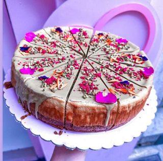 Cheesecake Entera De Pistacho (12 Pax) 