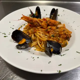 Linguine A La Scoglio
