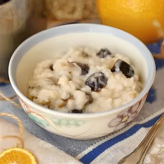 Каша рисовая с черносливом