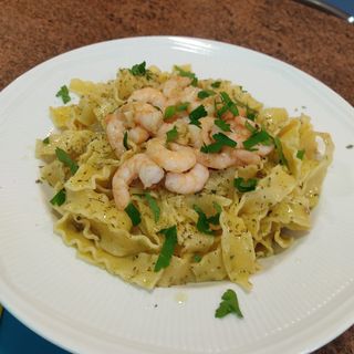 Tagliatelle de Camarão