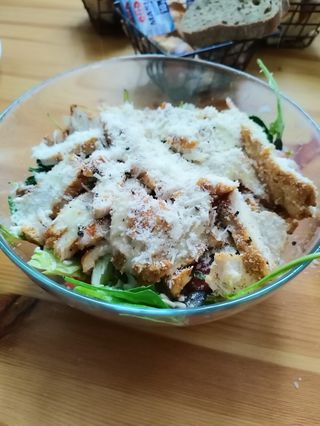 Sałata z kurczakiem