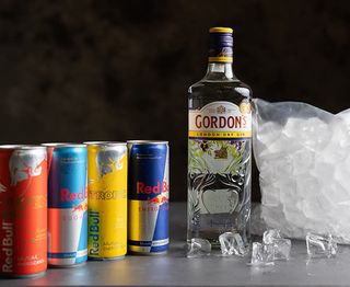 Pachet Gordons&RedBull