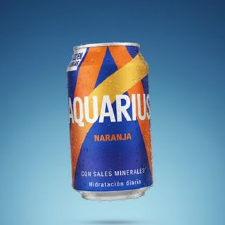 Aquarius naranja lata