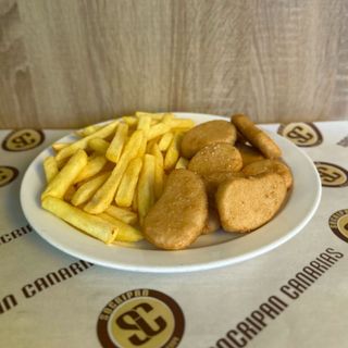 Ración Entera Nuggets y papas