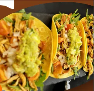 Tacos De Pollo 3 unidades