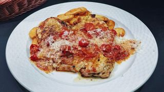 Grilovana piletina u crvenom sosu