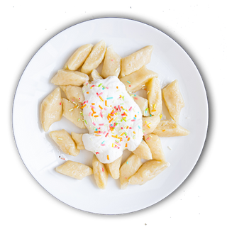 Kopytka ze śmietaną i cukrem