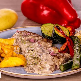 Solomillo Cerdo Al Funghi