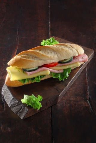 Veliki sendvič šunka sir