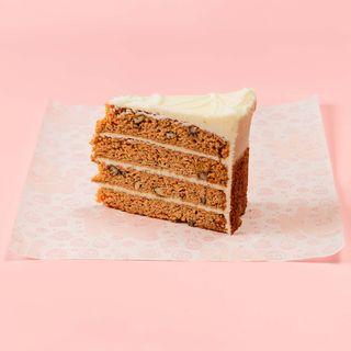 Four high carrot's cake