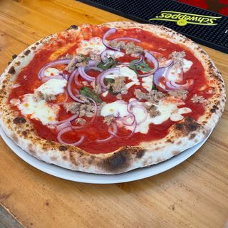 Margherita tonno e cipolla