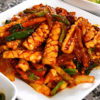 Calamares Con Salsa Picante
