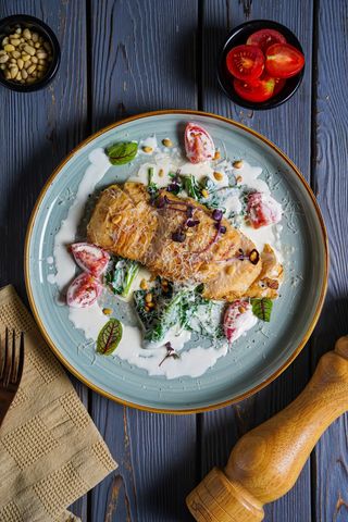 Филе цыпленка со шпинатом в сливочном соусе. (250г)