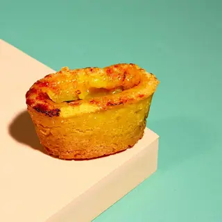 Tortino con crema catalana e amarene