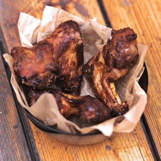 3 Skrzydełka BBQ na boku