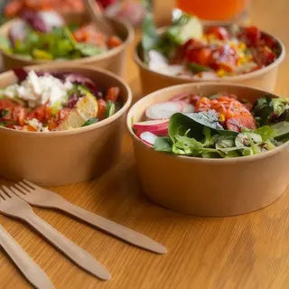 Personaliza tu ensalada. Ensaladera de 1300ml. (horario de lunes a viernes de 12:30 a 15:30)