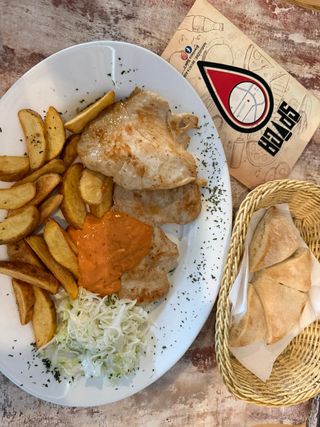 Pileći file sa roštilja