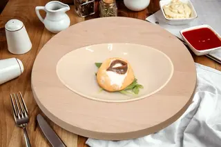Donzella ricotta e acciughe
