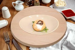 Donzella ricotta e acciughe