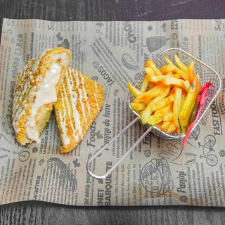 Crunchy burger poulet