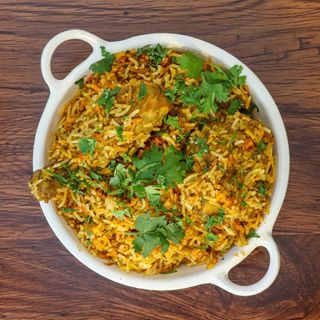 Garlic Butter Chicken Biryani