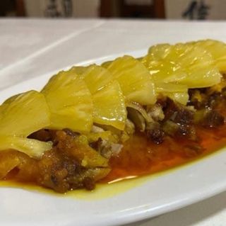 Pato Con Piña Fresca