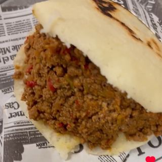 Arepa De Carne Molida