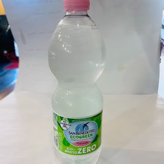 159. Acqua naturale 50 cl