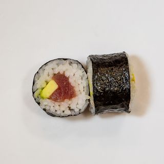 Maki Tuna Avocado 300g (8pcs)