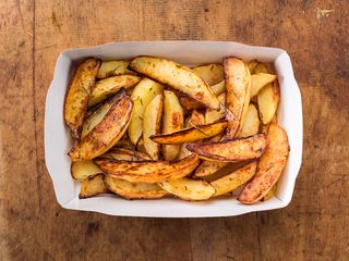 Patate al forno e rosmarino