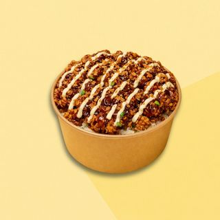 Bowl De Arroz Con Pollo Crujiente Y Miel Con Mostaza